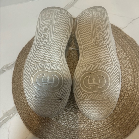 I’m selling my used Gucci sneakers. They are 7. - Picture 8 of 10